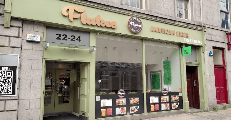 How Flakes Diner Uses Foodhub’s Self-Ordering Kiosks to Handle Late-Night Rushes in Aberdeen